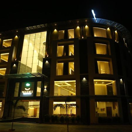 Woodies Bleisure Hotel Kozhikode Eksteriør bilde