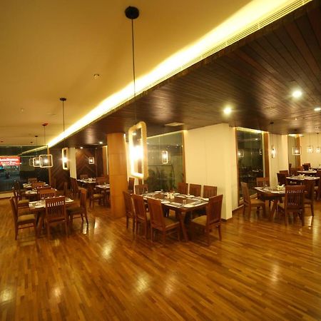 Woodies Bleisure Hotel Kozhikode Eksteriør bilde